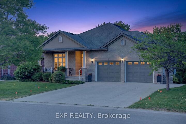 14 Hunter Drive S — photo 1