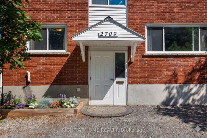 Property Photo: 2709 Don Street ON K2B 6Y4