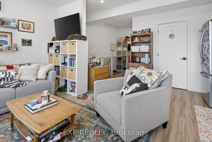 271 Duncairn Avenue — photo 1