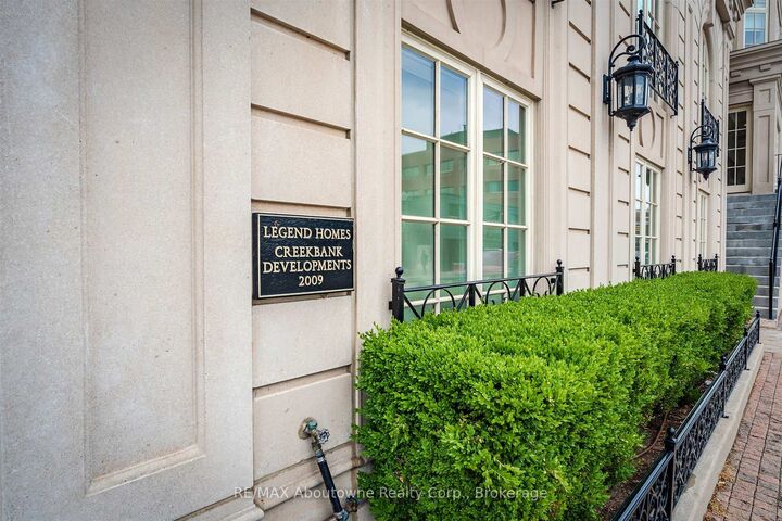 Property Photo: 253 Church Street 402 ON L6J 1N7