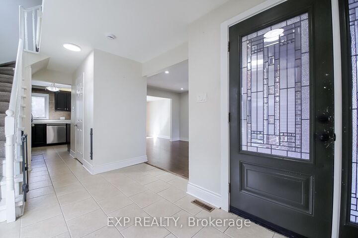 Property Photo: 692 Sultana Square ON L1V 3Y3