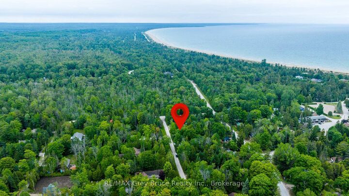 Property Photo:  8 Toronto Avenue  ON N0H 2G0 