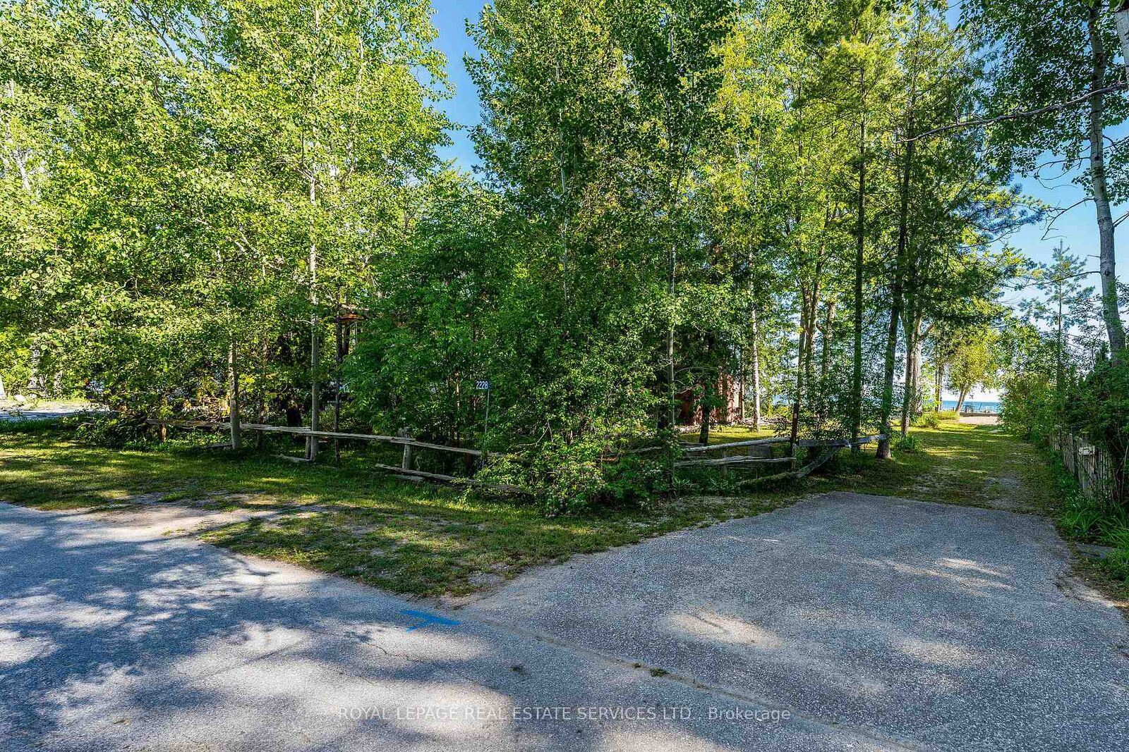 Property Photo:  2228 Shore Lane  ON L9Z 2X6 