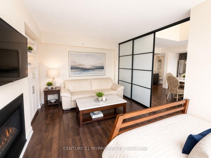 Property Photo: 565 Wilson Avenue W1308 ON M3H 0C6