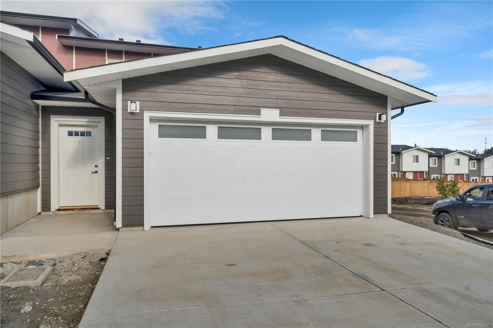 Property Photo: 850 Park Forest Dr #(Sl-54) 33 BC V9W 0H9
