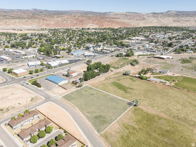 Property Photo:  105 E 800 S  UT 84701 