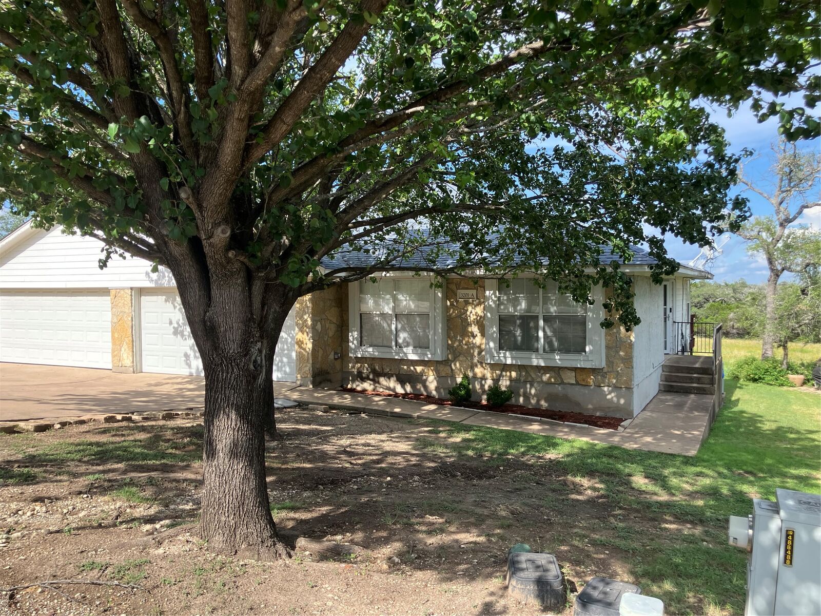 Property Photo: 3201 Macarthur Avenue A TX 78645