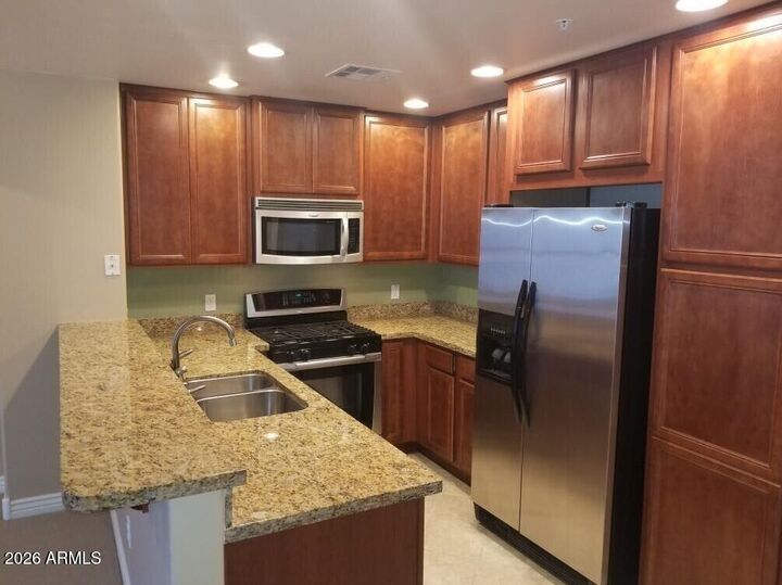 Property Photo: 5350 E Deer Valley Drive E 3249 AZ 85054
