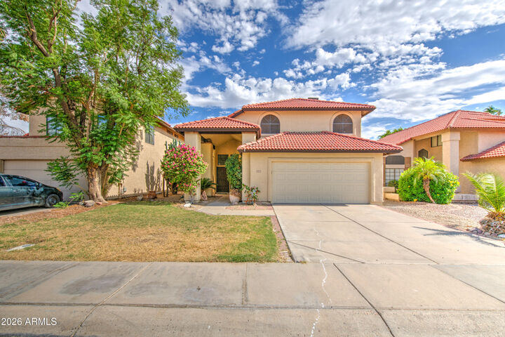 Property Photo:  963 E Calle Del Norte --  AZ 85225 