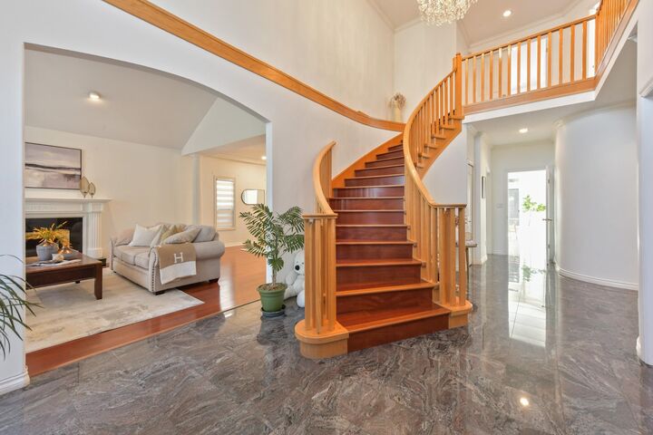 Property Photo: 9760 Gilhurst Crescent BC V7A 1P2