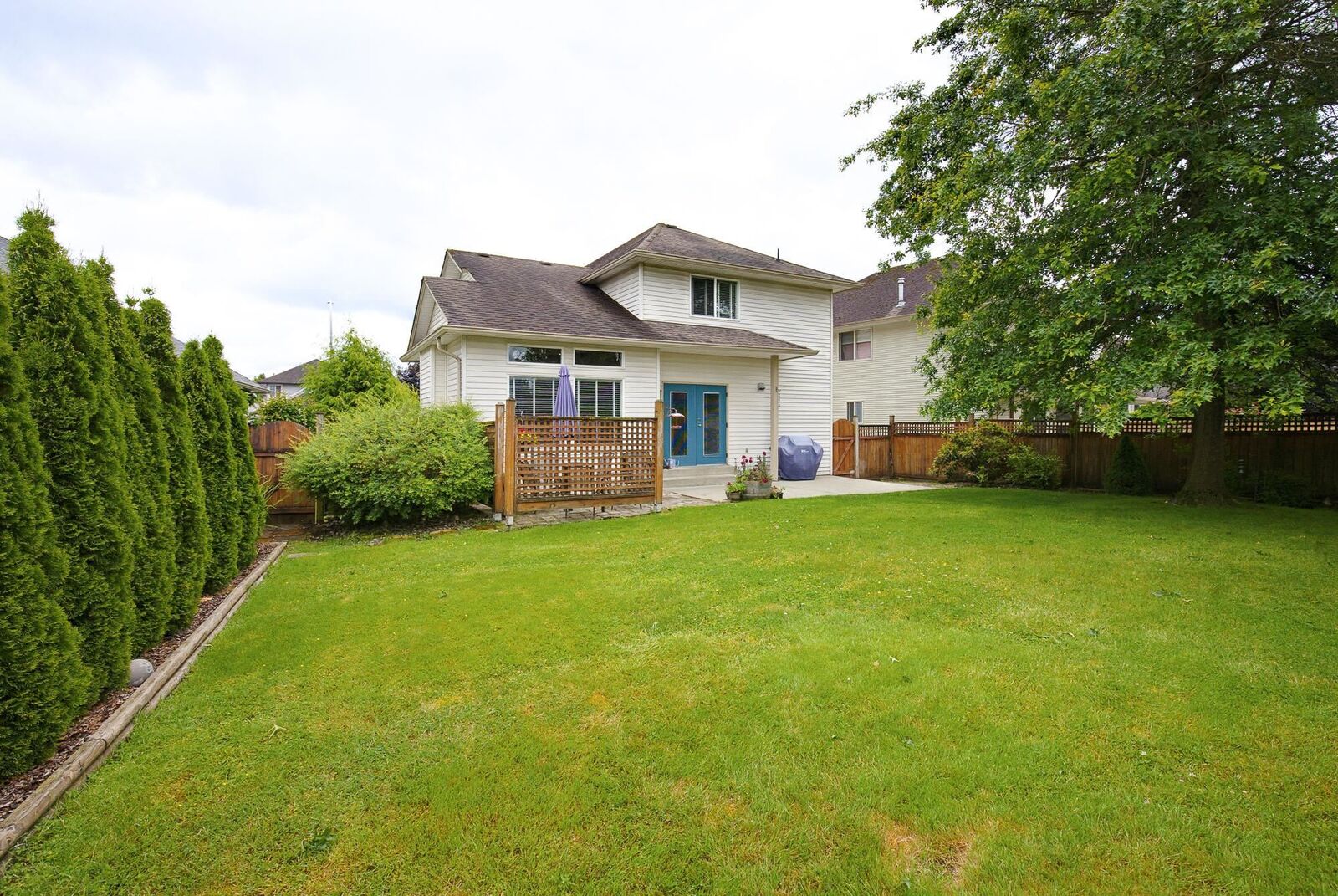 Property Photo: 30585 Crestview Avenue BC V2T 6V2
