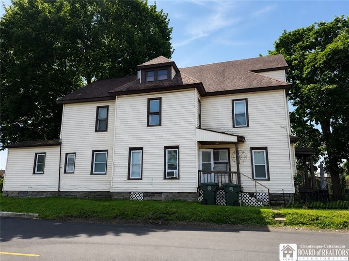 Property Photo:  414 Jefferson Street  NY 14701 