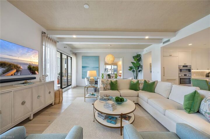 Property Photo:  1115 Central Ave 456  FL 34102 