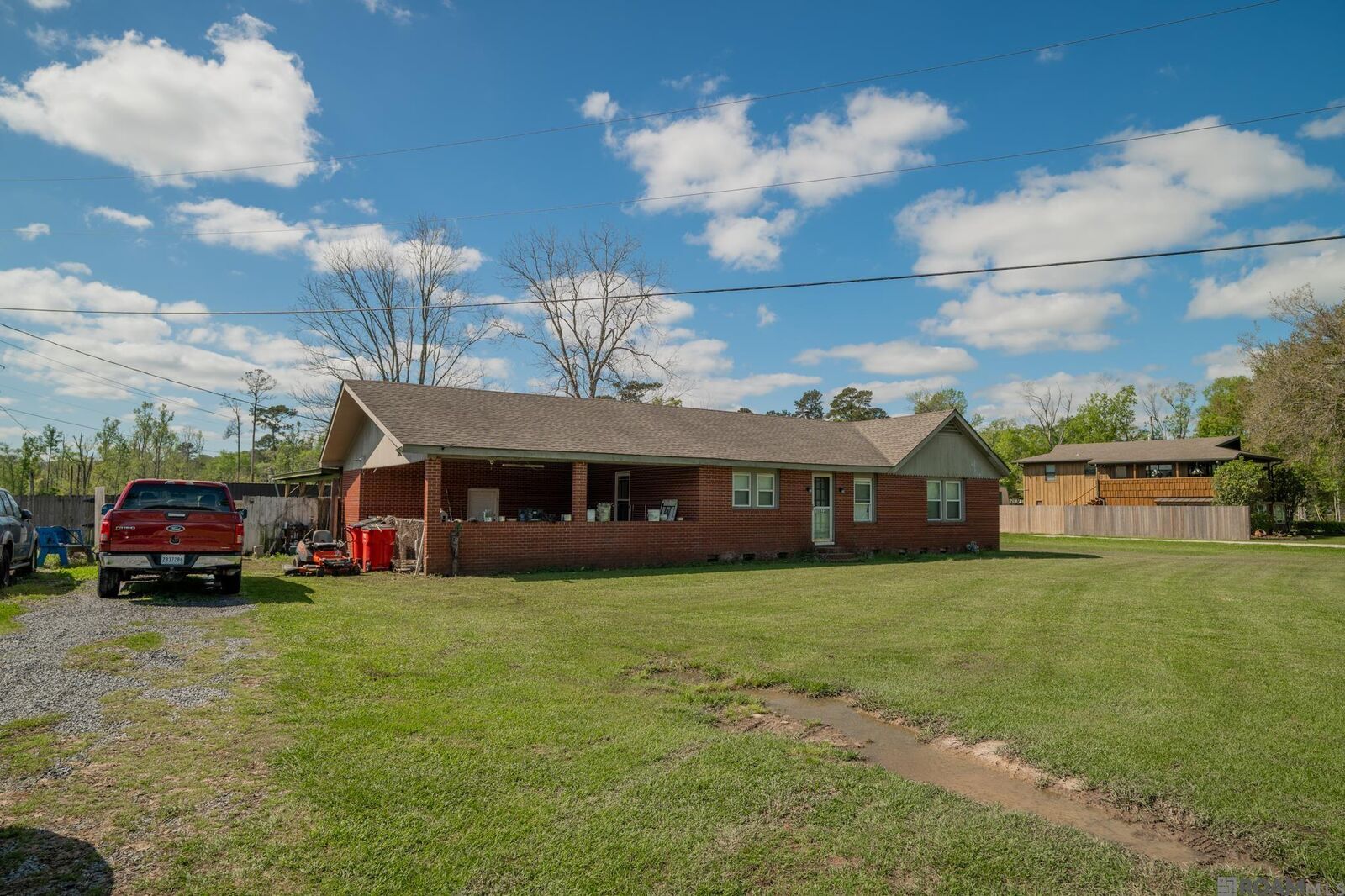 Property Photo: 18622 Old Ferry Rd LA 70449