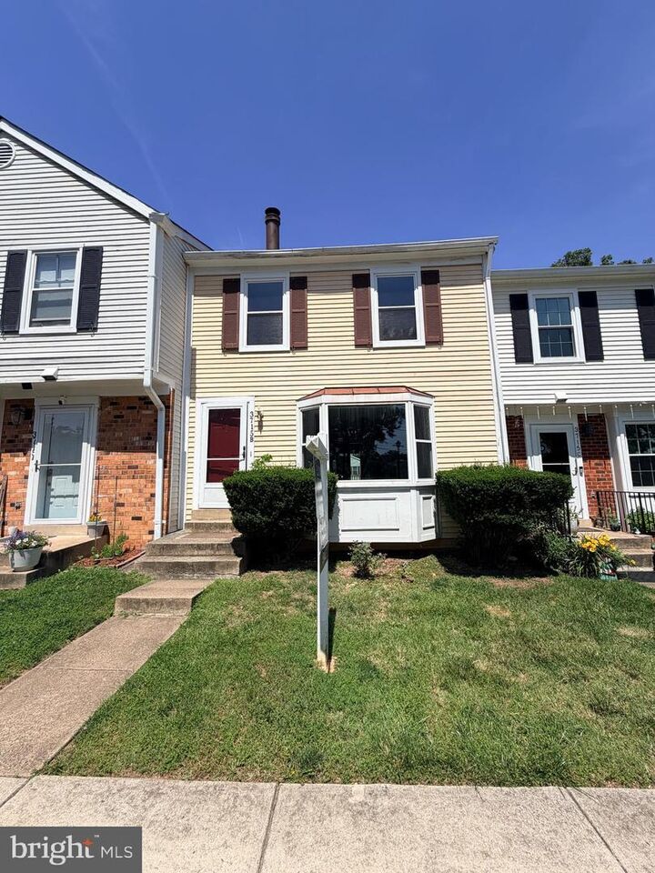 Property Photo: 3715 Munson Road B VA 22041