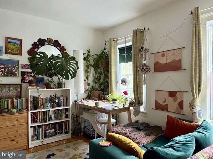 Property Photo:  711 Walnut Street 3F  PA 19106 