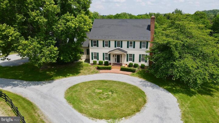 Property Photo:  34294 Bridgestone Lane  VA 20135 