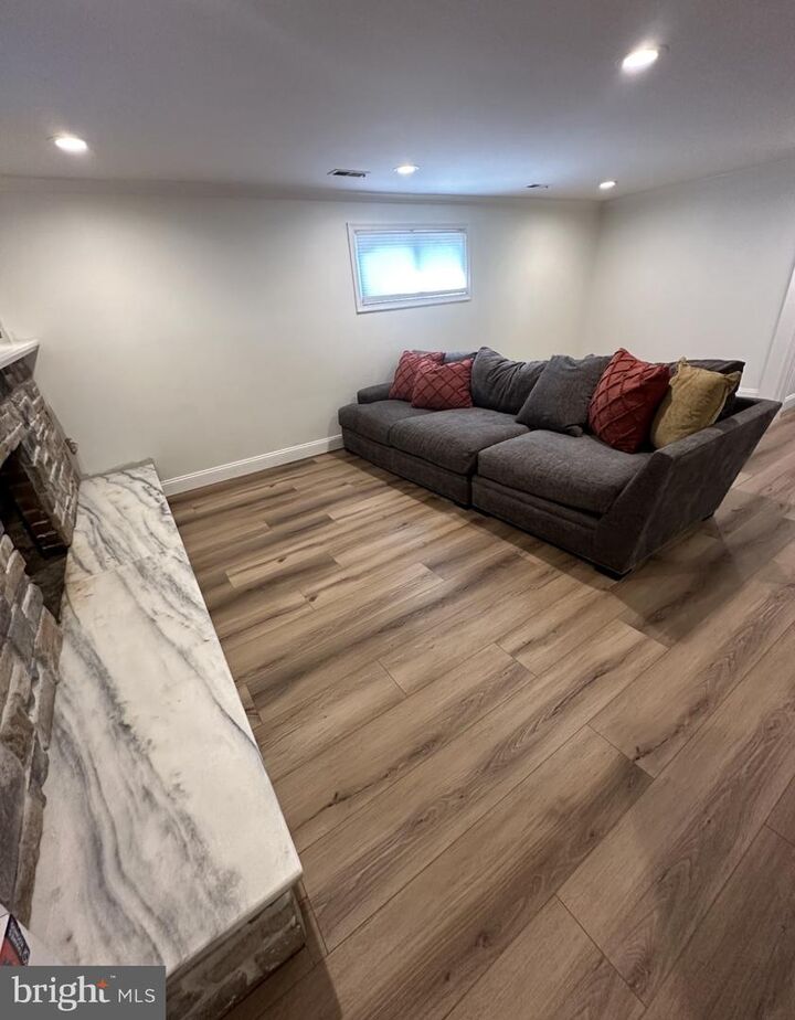 Property Photo:  16 Peachtree Lane  NJ 08016 