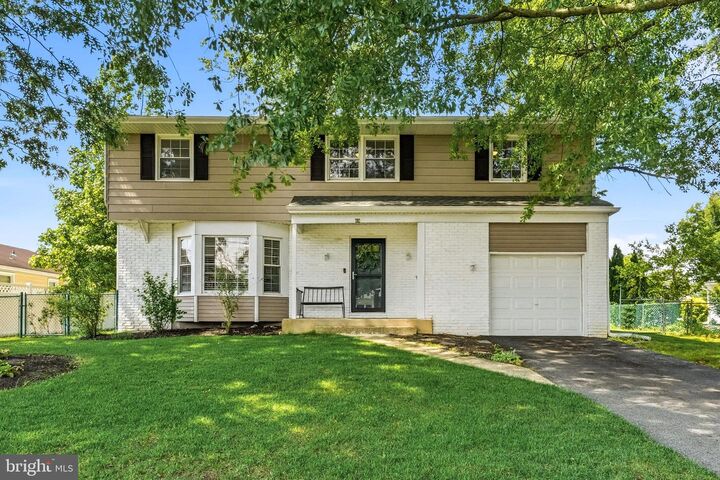 Property Photo:  702 Wood Lane  NJ 08077 