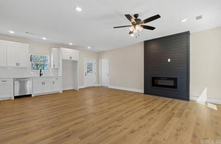 Property Photo: 921 Banner Street AR 72015