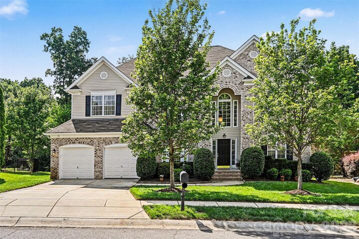 Property Photo:  3124 Grandeur Road  NC 28269 