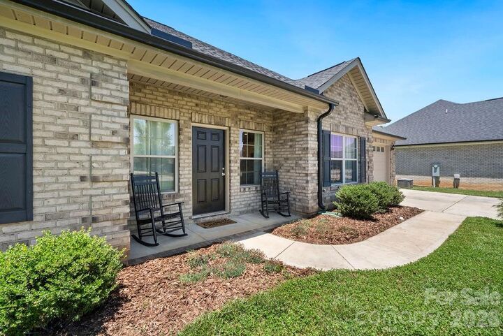 Property Photo:  5226 Sustar Drive  NC 28110 