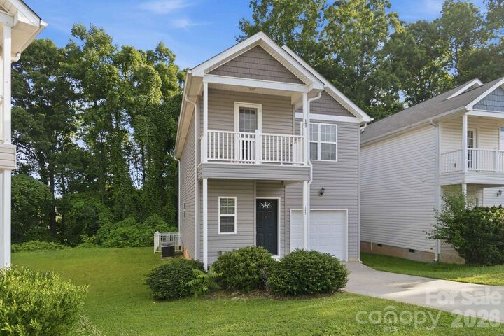 Property Photo: 143 High Bluff Circle NC 28115