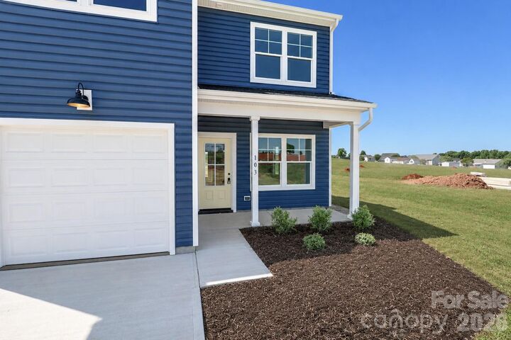 Property Photo:  103 Sixth Avenue SE  NC 28602 