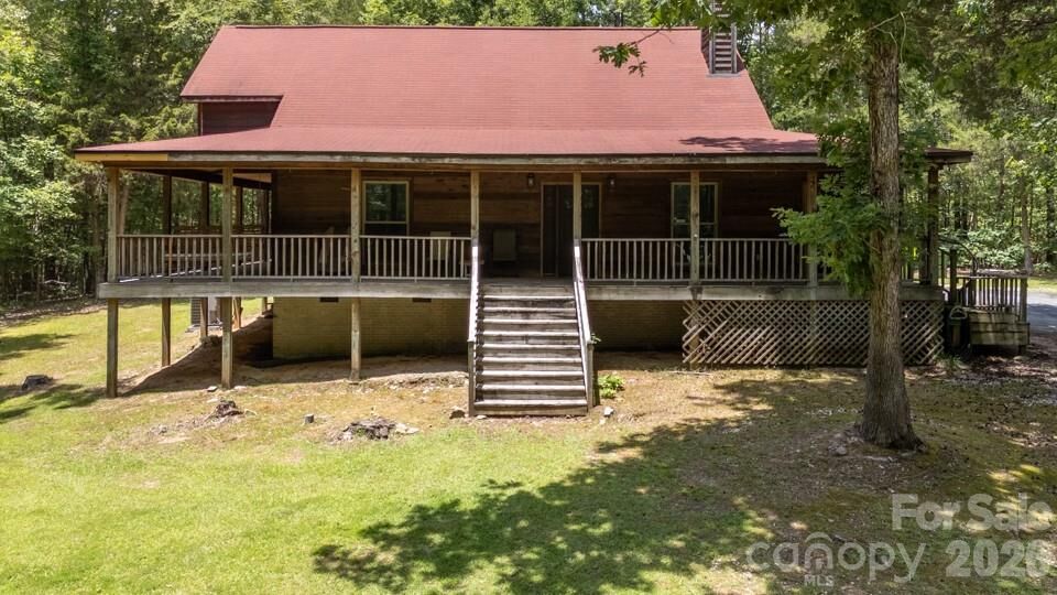 Property Photo:  100 Seven Drive  SC 29036 