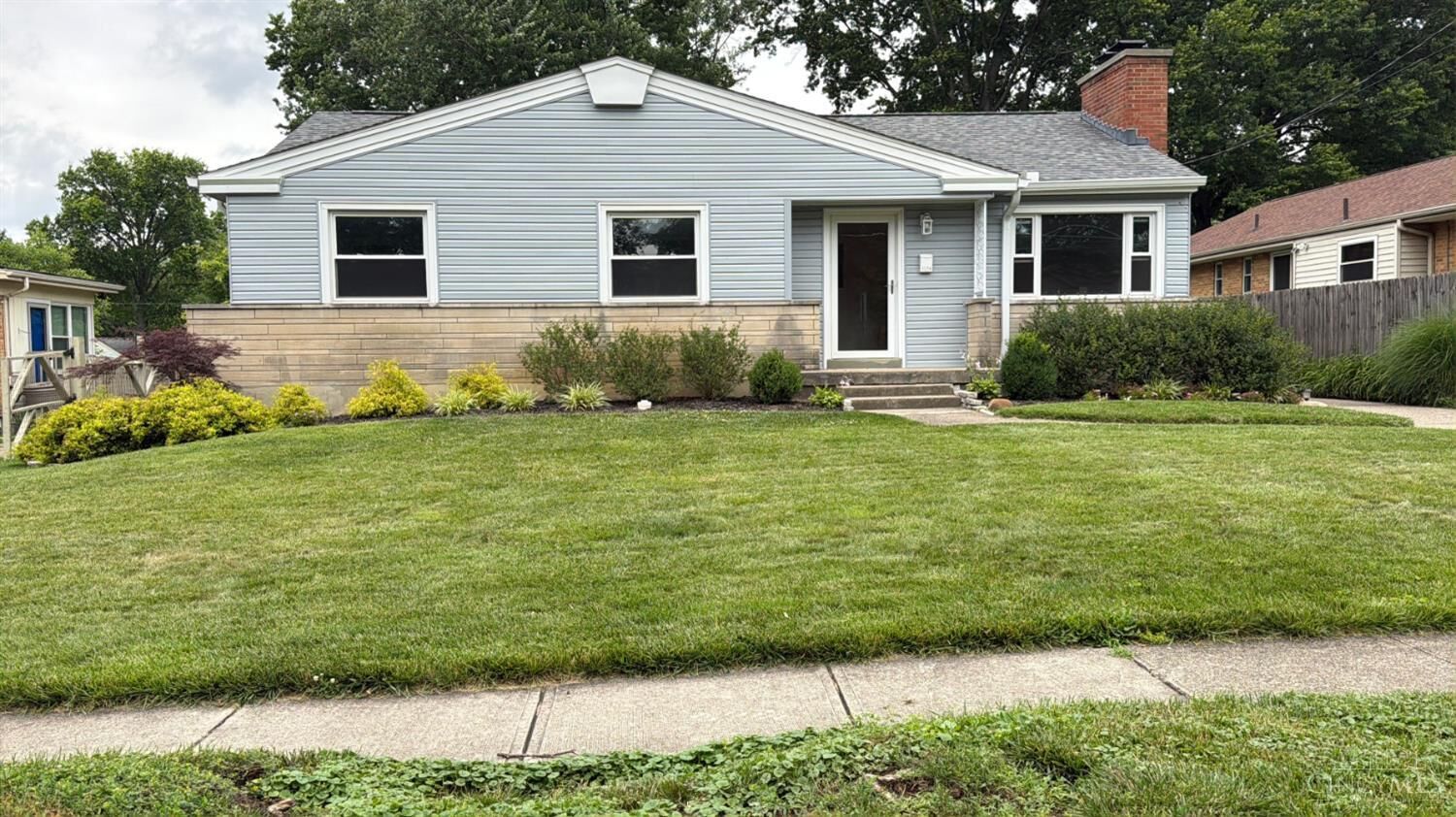 Property Photo:  1074 Eastgate  OH 45231 