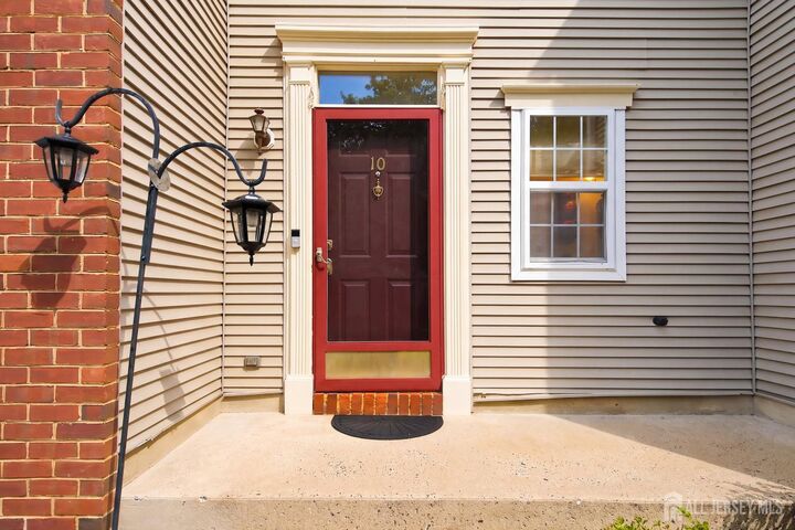 Property Photo:  10 Burr Court  NJ 08536 