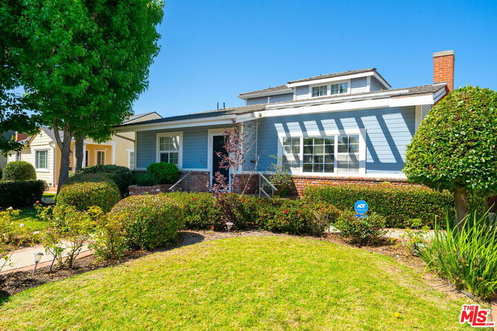 Property Photo:  3158 Grand View Blvd  CA 90066 