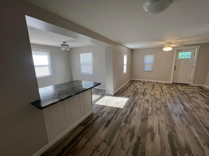 Property Photo:  464 Manning Street  OH 43055 