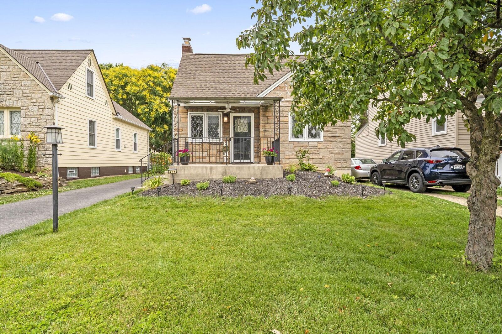 Property Photo:  454 Crestview Road  OH 43202 