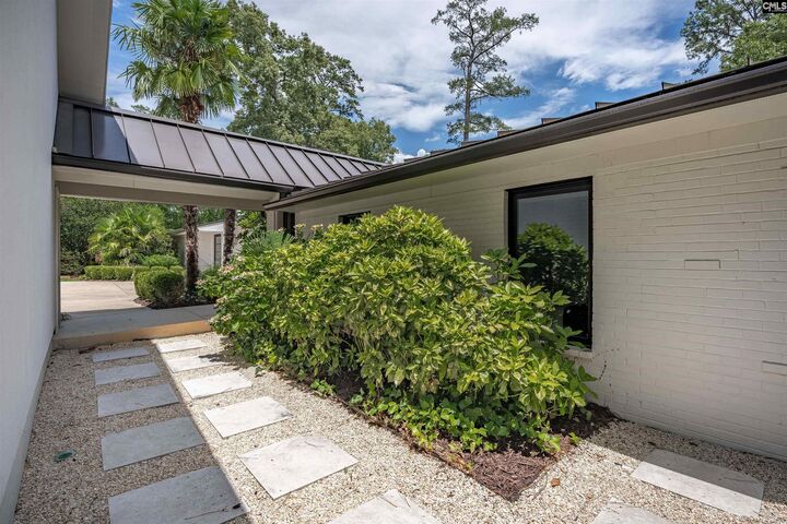 Property Photo:  1620 Kathwood  SC 29206 