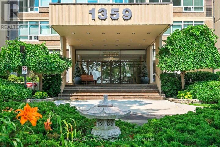 Property Photo:  1359 White Oaks Boulevard 1207  ON L6H 2R8 