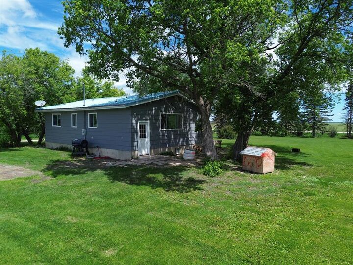 Property Photo: 137144 14E Road MB R0C 0A0
