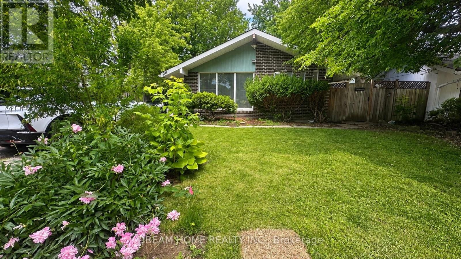 Property Photo: 26 Arlene Crescent Main Floor ON M1P 3L9