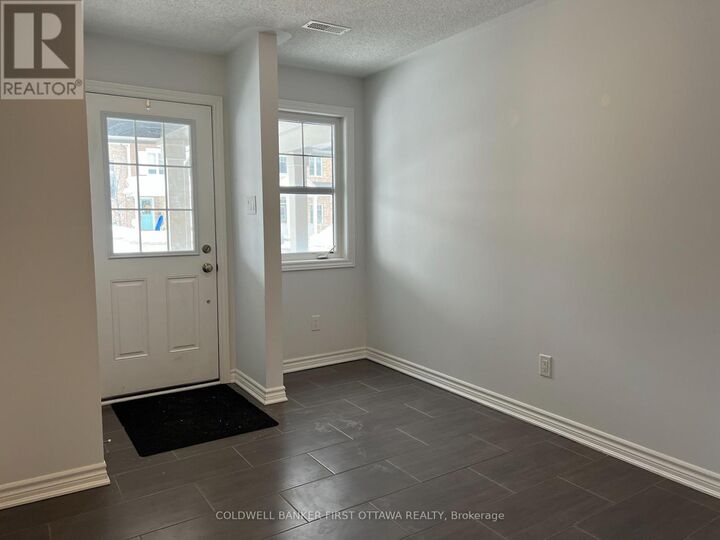 Property Photo:  793 Mayfly Crescent  ON K2J 6C7 