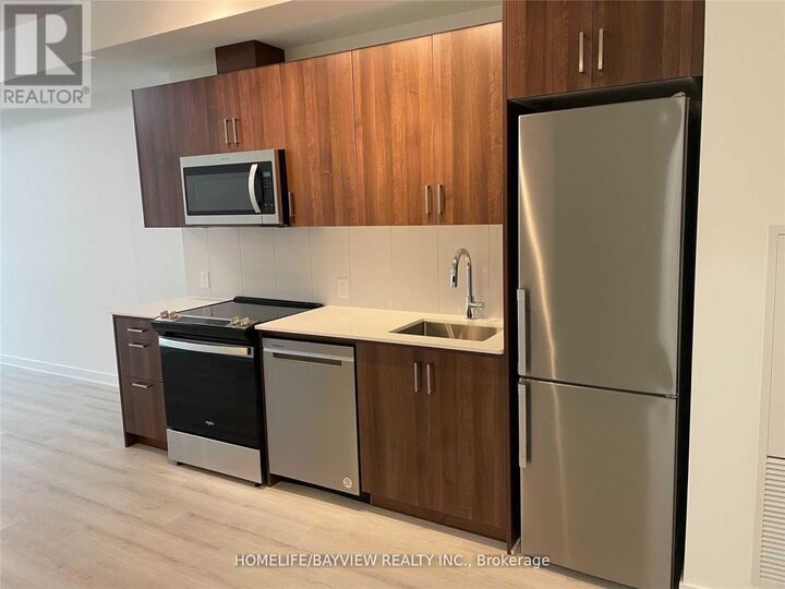 Property Photo:  681 Yonge Street 514  ON L4N 4E8 