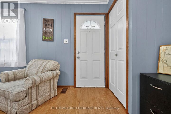 Property Photo: 10 Argyle Avenue ON L3V 2V6