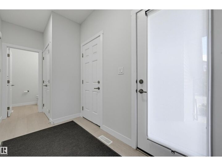 Property Photo:  918 Daniels Lo SW  AB T6W 4C8 