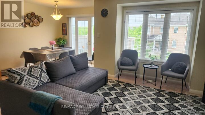 Property Photo:  221 Slingsby Landing  ON L9T 8N5 
