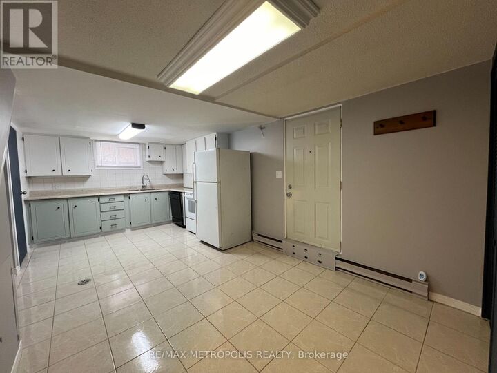 Property Photo: 1101 King Street Bsmt ON L1N 5A9