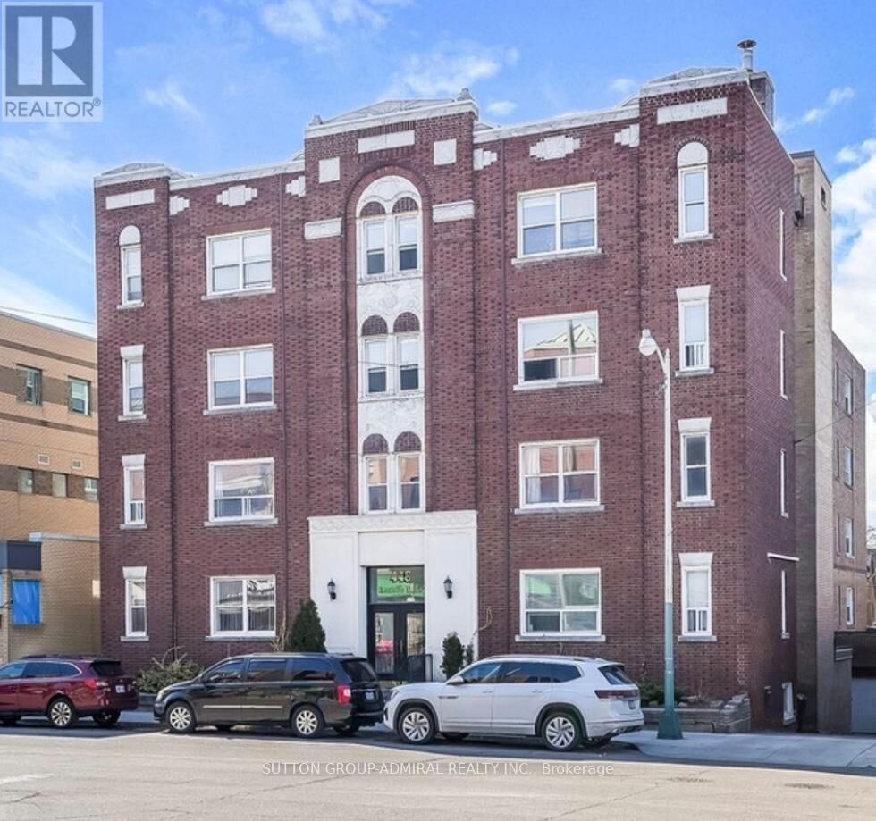 Property Photo:  448 Spadina Road 407  ON M5P 2W4 