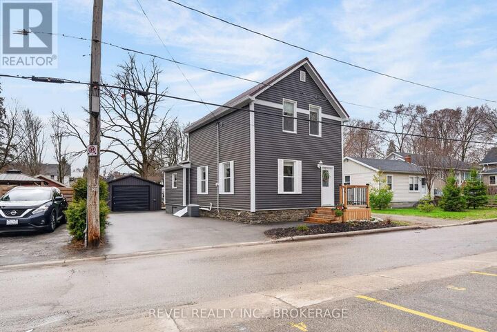Property Photo:  38 Bennett Street  ON K6V 2V8 