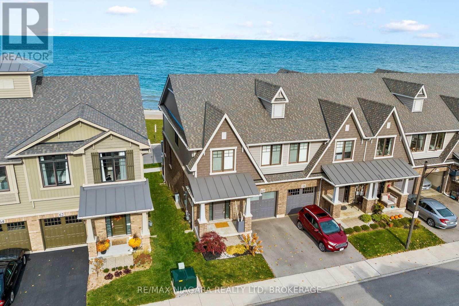 Property Photo: 60 Waterview Lane ON L3M 0H2