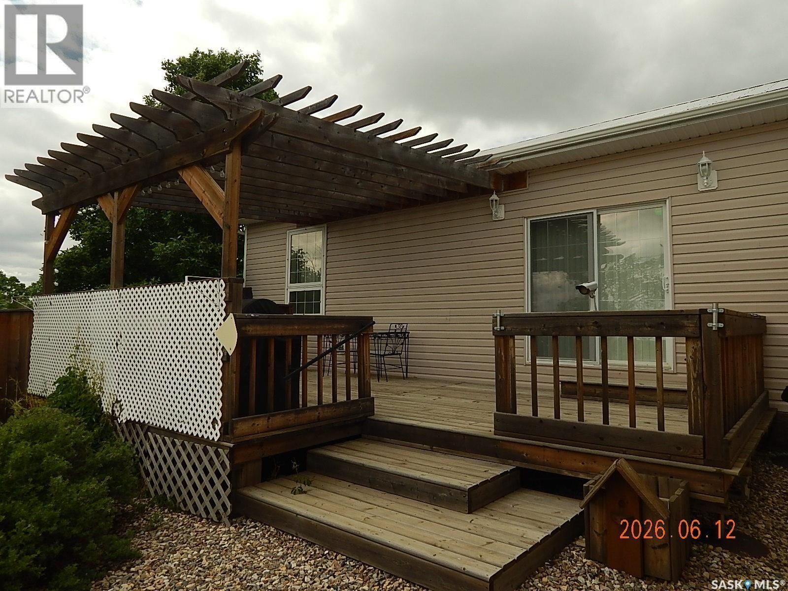 Property Photo: 0 Bonneau Avenue SK S0H 1X0