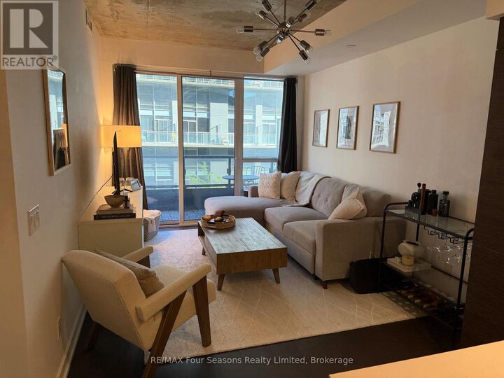 Property Photo: 1030 King Street West 325 ON M6K 1E6
