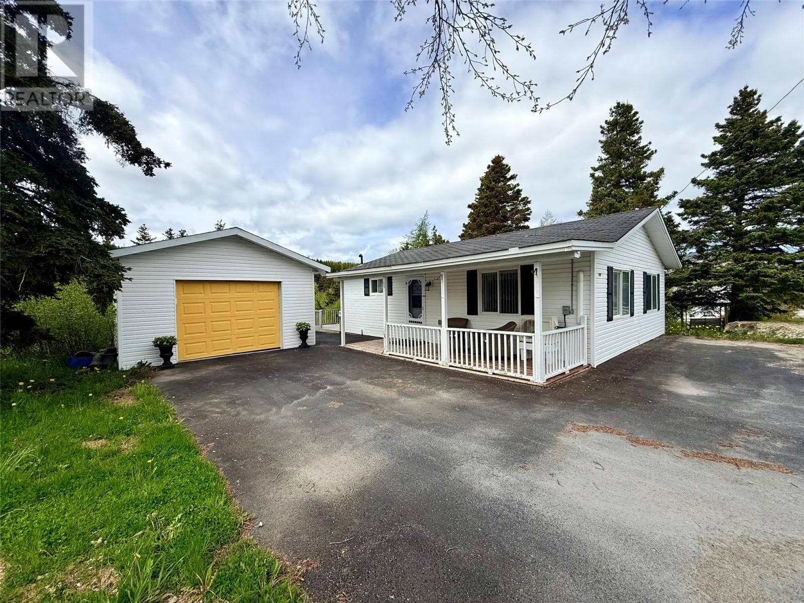 Property Photo:  109 Seaforest Drive  NL A0A 2B0 